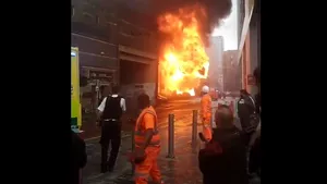 Explozie puternică în Londra, la o staţie de metrou. Numărul victimelor, necunoscut deocamdată VIDEO