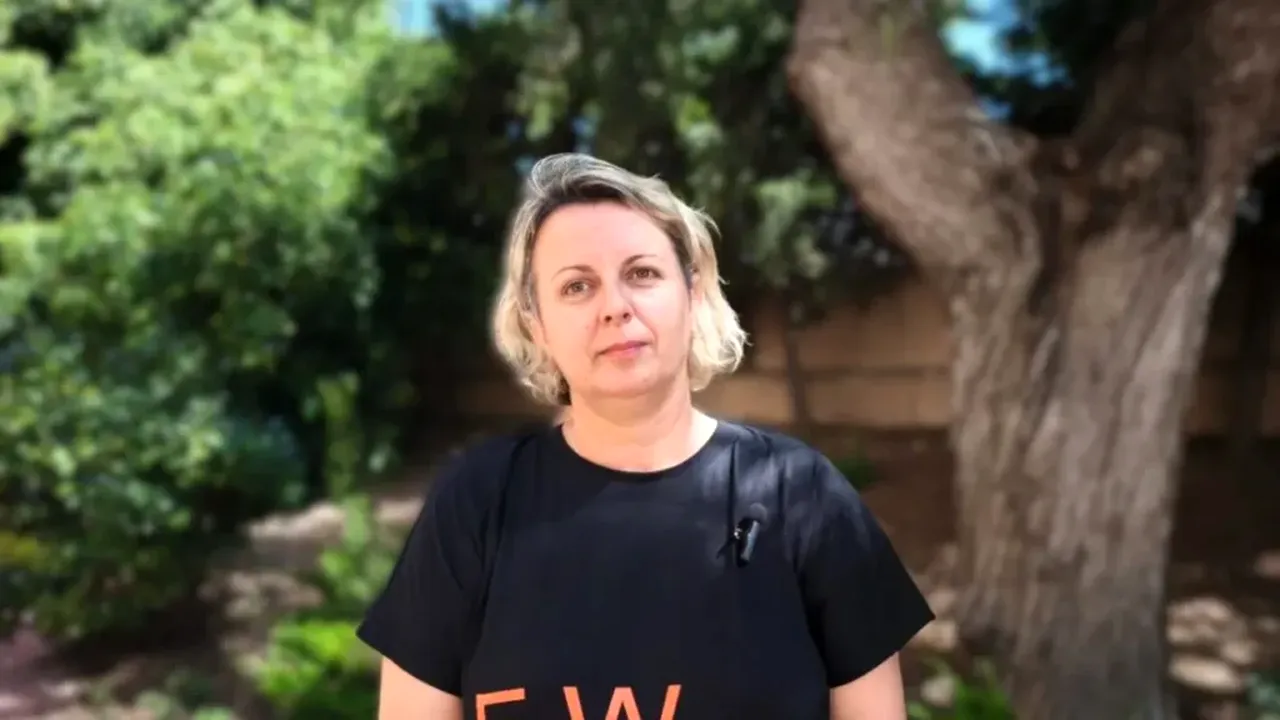 Preoteasa Simona Avram s-a stabilit în Spania: ”Fetița de 4 ani s-a născut și a crescut aici, dar vrea supă cu găluște și mâncare de-a noastră”