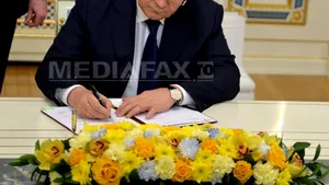 REACŢII INTERNAŢIONALE la semnarea acordului dintre Ianukovici şi opoziţie: SUA, Franţa şi Marea Britanie salută acordul şi cer aplicarea imediată. Rusia susţine şi ea acordul