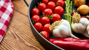 Dieta mediteraneană poate încetini demenţa chiar şi la persoanele cu risc genetic ridicat