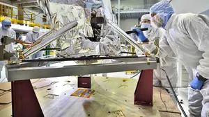 Instrumentul MIRI al telescopului James Webb a atins temperatura de funcţionare. Acesta va permite observatorului să vadă Universul îndepărtat cu detalii fără precedent