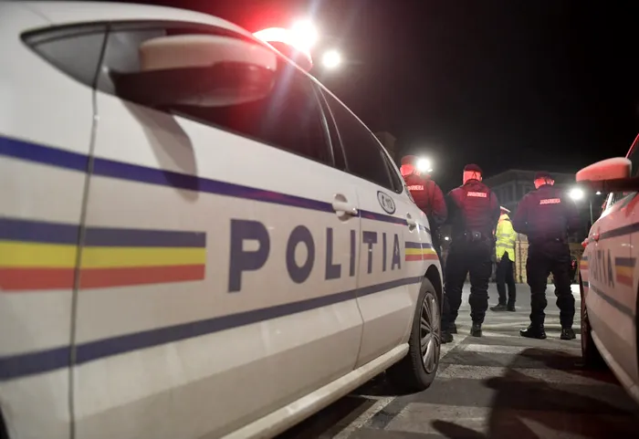 SOCIAL Prinși în timp ce furau cabluri feroviare, cinci hoți din Brașov au ajuns direct la pușcărie