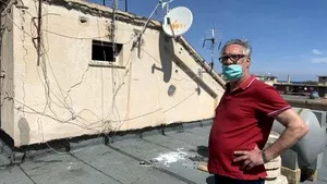 Pensionarul care a făcut grătar pe bloc de Paşte în Italia a găsit o idee de afacere genială 