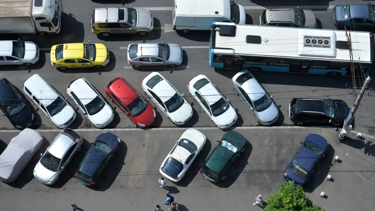 Tot mai multe cereri pentru abonamentele de parcare în Capitală