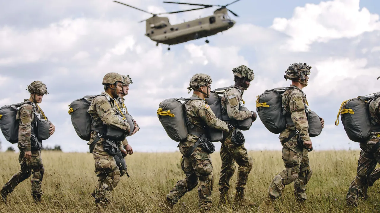Germania îşi modernizează armata. Guvernul achiziţionează 60 de elicoptere de transport Chinook