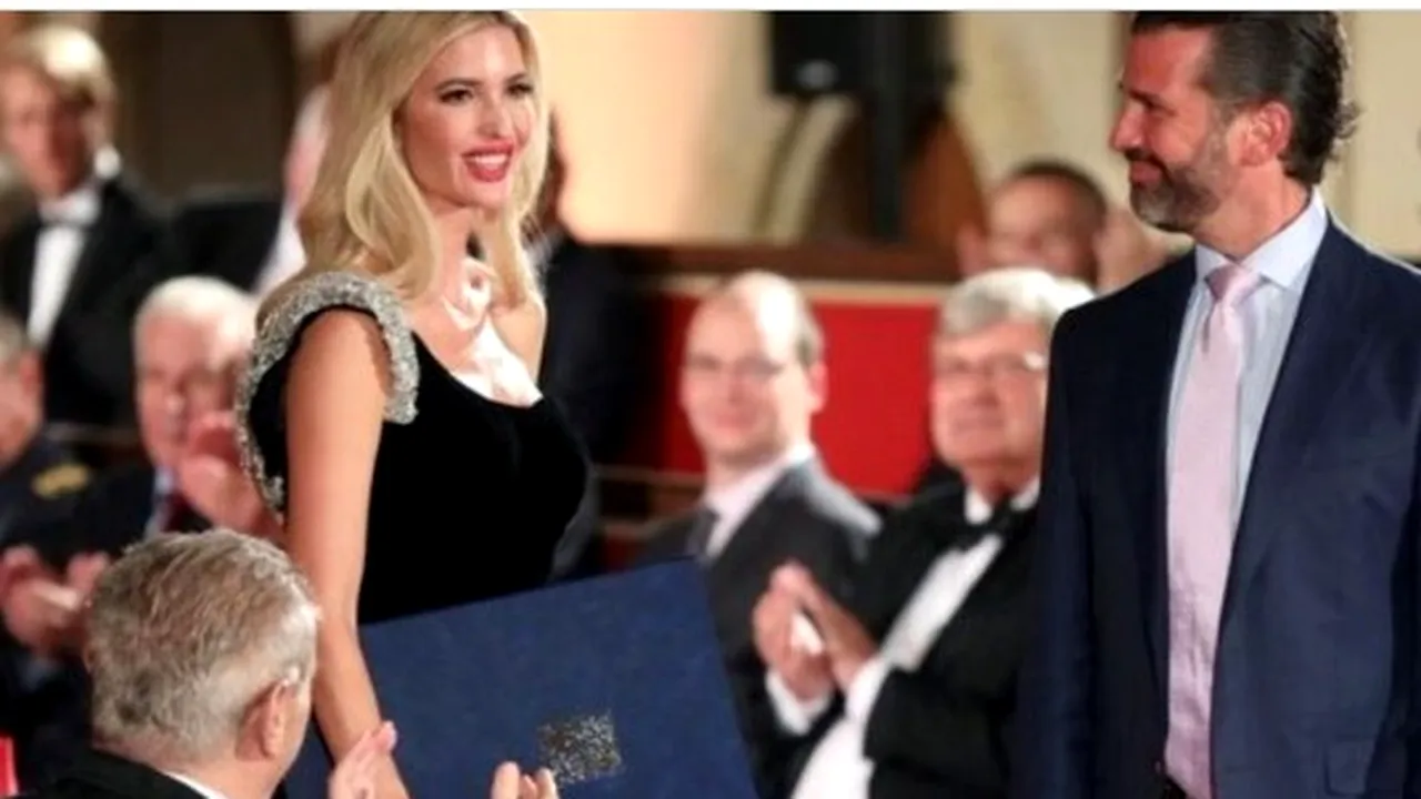 Ivanka Trump acceptă un premiu al statului ceh în numele mamei sale, Ivana