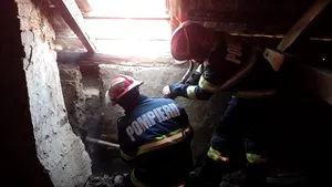 Arad: Aproximativ 50 de elevi  şi profesori evacuaţi dintr-o şcoală cuprinsă de incendiu