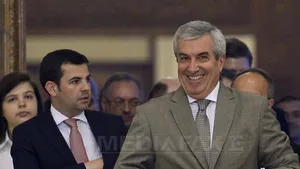 Şedinţă PLR-PC pentru detaliile fuziunii; conducerea noului partid, asigurată de doi copreşedinţi