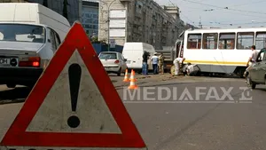 Iaşi: Două tramvaie s-au ciocnit, apoi au deraiat; patru persoane au fost rănite