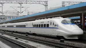 China vrea să construiască cea mai rapidă linie de cale ferată din lume