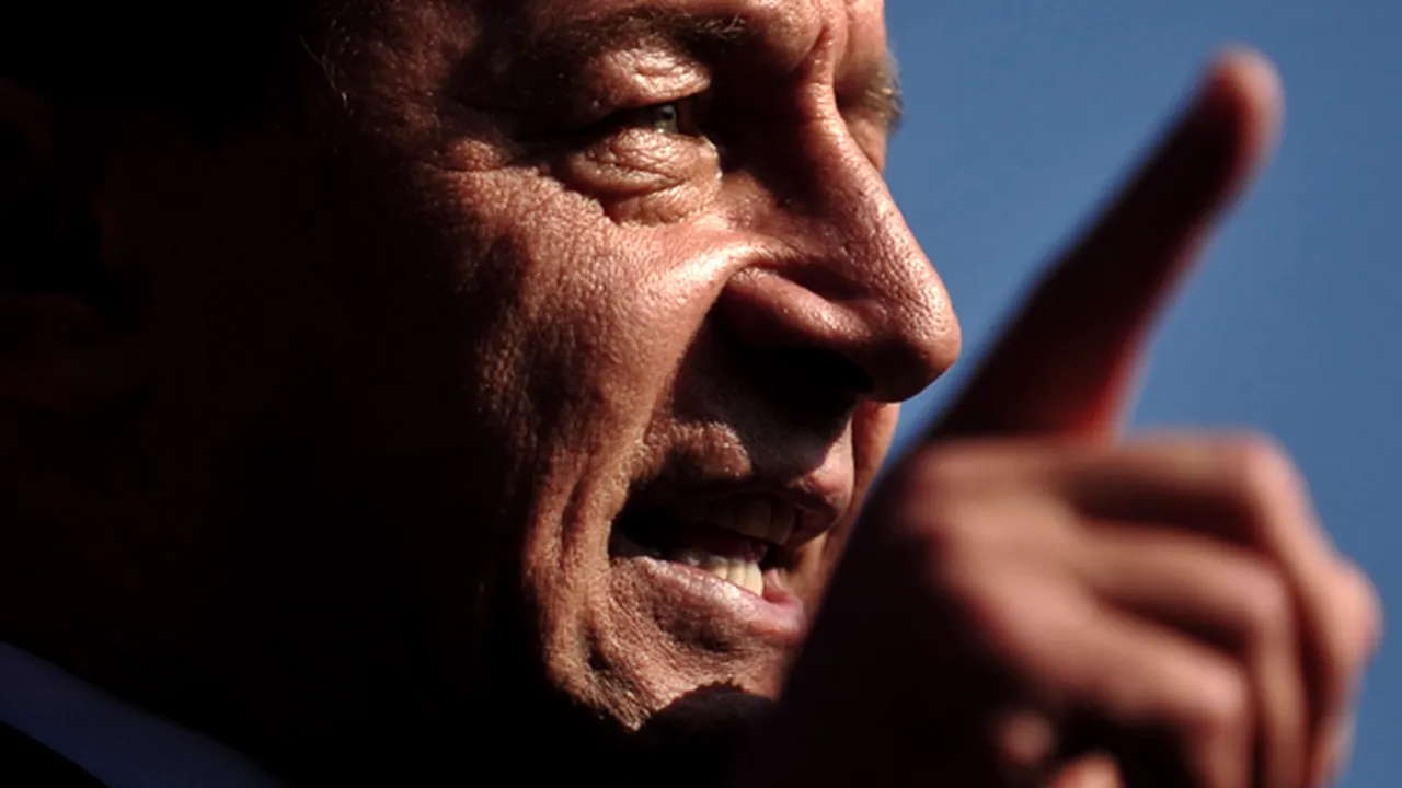 Băsescu: Eu, Geoană şi Antonescu avem şanse mari să intrăm în turul doi