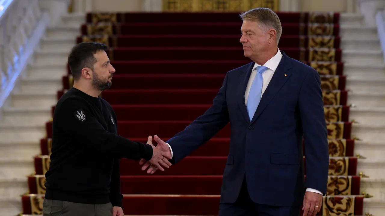 Iohannis taie din pretenţiile Rusiei: Numai Ucraina poate decide momentul şi parametrii eventualelor negocieri de pace