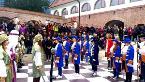 Joc de şah cu piese umane ce a reconstituit bătălia pentru Timişoara din urmă cu 300 de ani - GALERIE FOTO 
