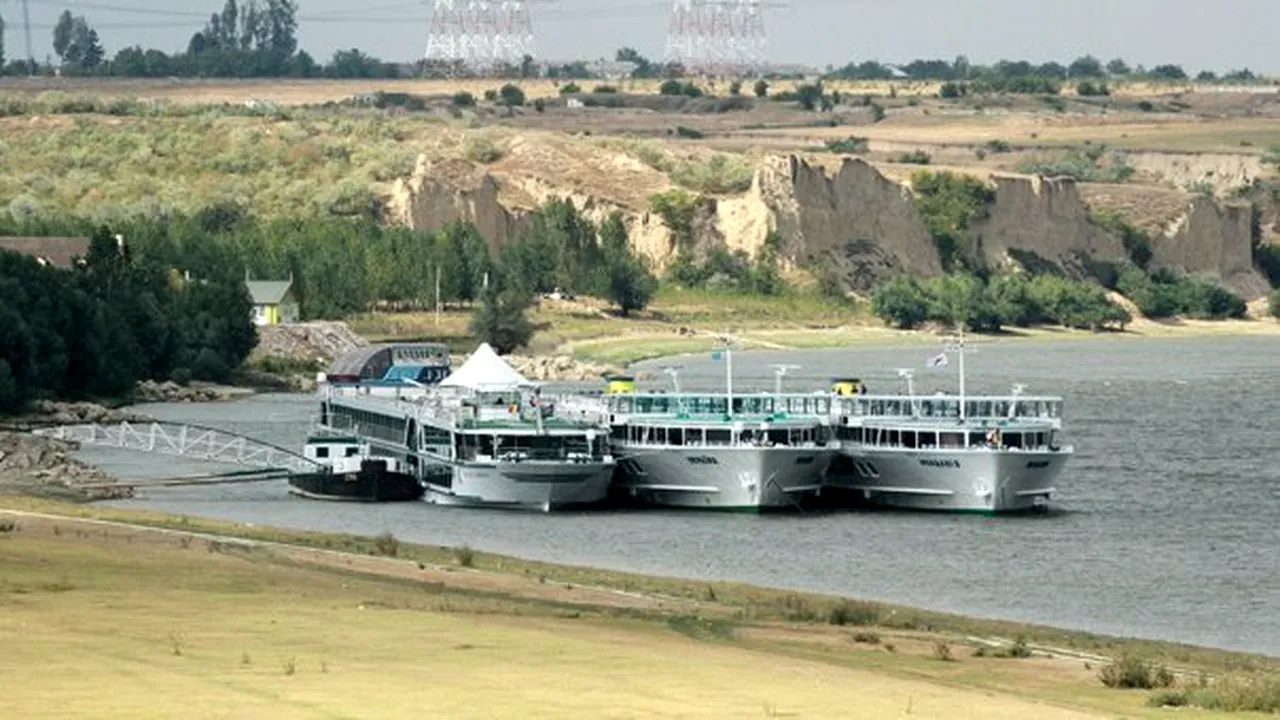 Aproape 160.000 de turişti străini vin în croaziere pe Dunăre. Cât cheltuiesc în România