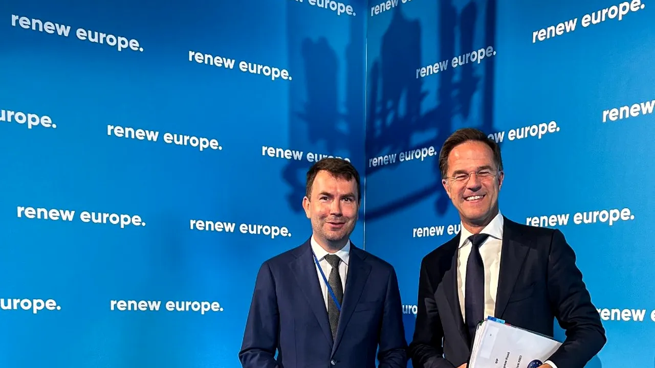 Drulă a participat la Summitul Renew, la care au fost prezenţi Emmanuel Macron şi Mark Rutte