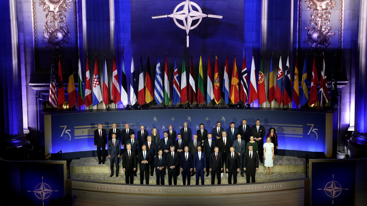 Summitul NATO. Declaraţia summitului a fost emisă. Rusia rămâne cea mai semnificativă şi directă ameninţare la adresa securităţii Aliaţilor. China şi Iran menţionate. NATO cere Rusiei să-şi retragă toate forţele din Republica Moldova şi Georgia, staţionate acolo fără acordul lor