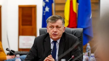 DECLARAȚII Crin Antonescu spune că Ilie Bolojan îl are drept model politic pe Traian Băsescu: „Este mult mai aproape de USR decât de PNL”