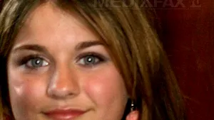 Fiica lui Kurt Cobain şi Courtney Love s-a logodit