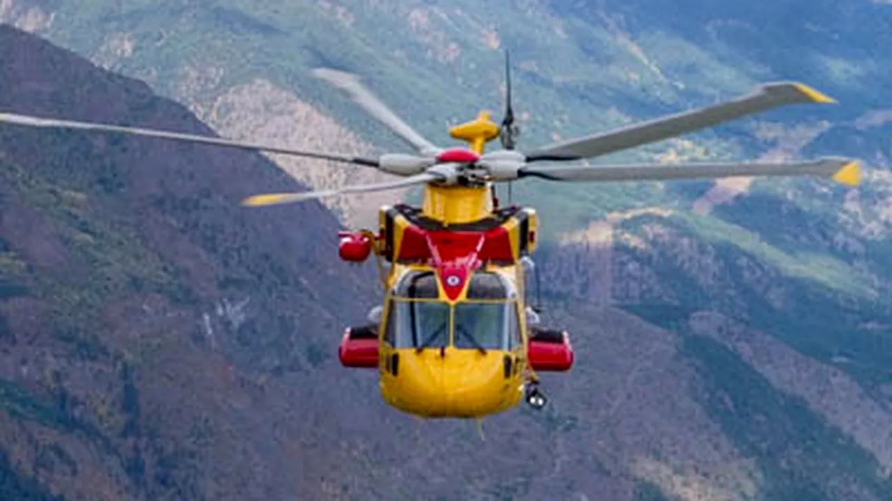 Un mort şi 16 dispăruţi, după prăbuşirea unui elicopter în Atlantic