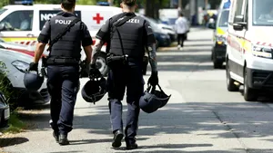 O bombă artizanală a fost găsită la domiciliul suspectului atacului din Graz