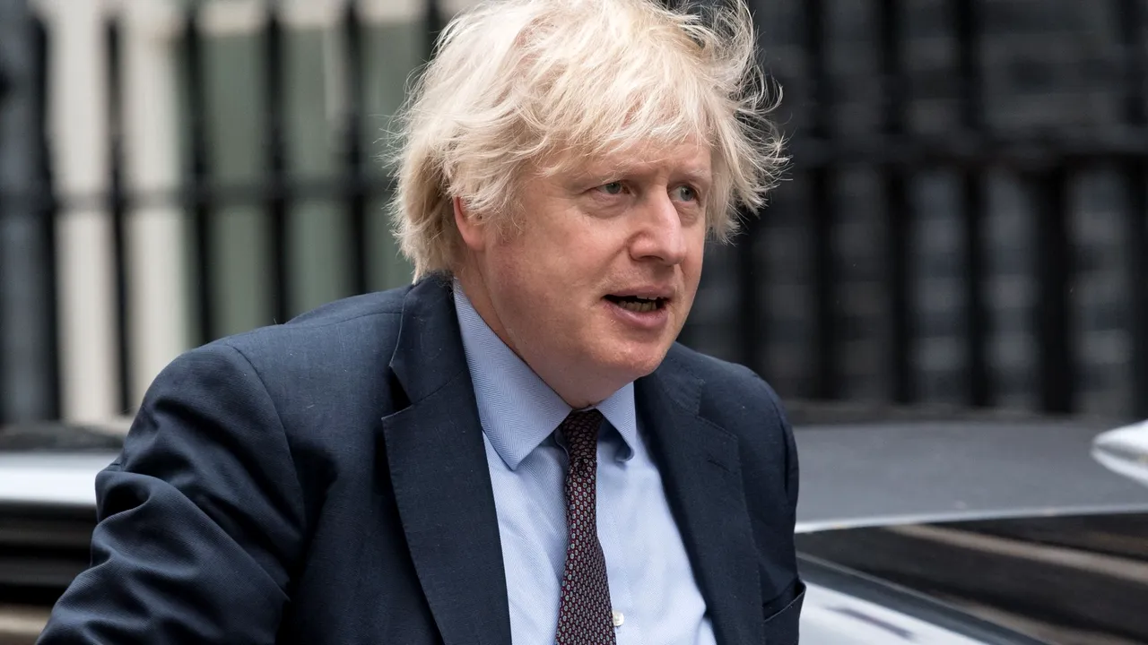Strategia lui Boris Johnson: Marea Britanie va suplimenta ogivele atomice şi se va concentra pe zona Indo-Pacifică 