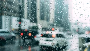 Prognoză specială pentru București. Urmează ore cu ploi și frig