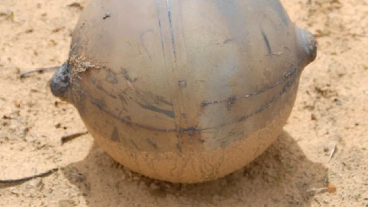 O sferă metalică cu diametrul de 35 de centimetri s-a prăbuşit în Namibia