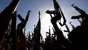 Aproximativ 5.000 de voluntari iranieni sunt pregătiţi să lupte în Irak