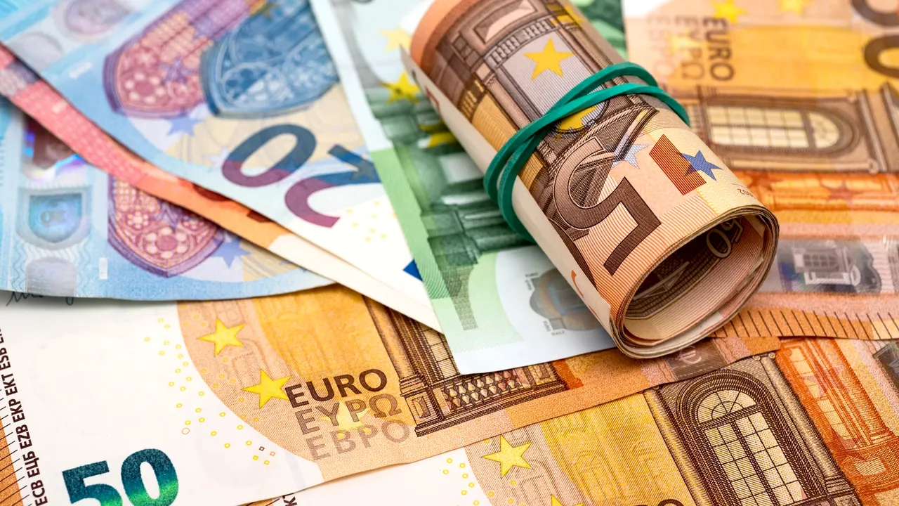România continuă să amâne adoptarea monedei euro. Care este motivul