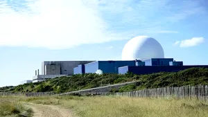 Evacuări în estul Angliei după un incendiu de vegetație izbucnit în apropierea unei centrale nucleare