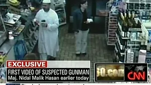 Serviciile secrete americane ştiau că Nidal Hasan voia să contacteze reţeaua al-Qaida
