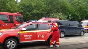 VIDEO | Explozie puternică la parterul unui bloc din Iaşi / Mărturiile martorilor: ”A tremurat blocul”

