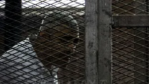 Jurnalistul Mohamed Fahmy a fost eliberat pe cauţiune după 411 zile de detenţie în Egipt - VIDEO