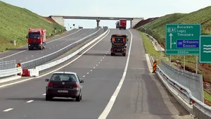 Un bărbat care a anunţat la 112 că pe Autostrada Arad-Timişoara ar fi un camion cu cadavre, căutat de peste 16 ore
