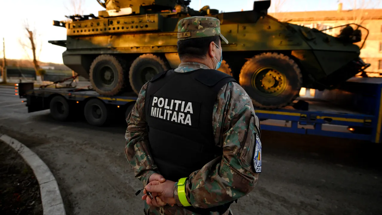 Angel Tîlvăr: Armata va continua să achiziţioneze echipamente şi tehnică militară performante