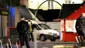 Atac cu maşină-capcană în Irak, soldat cu cel puţin 14 morţi