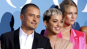 Cântăreaţa Katy Perry şi actorul Orlando Bloom s-au logodit, de Valentine's Day | FOTO
