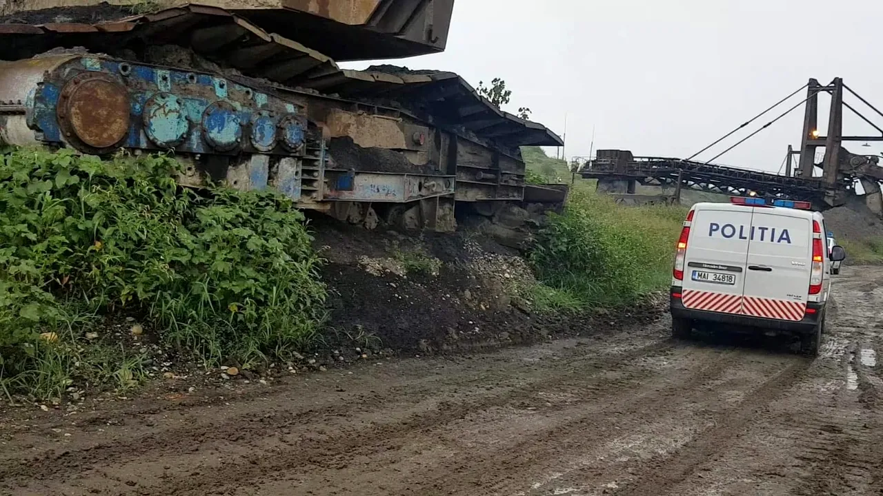 Explozia de la CE Oltenia. Cei doi răniţi vor fi transportaţi de urgenţă la un spital din străinătate