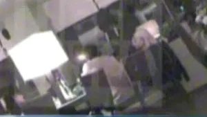 Mutu şi Cristea au petrecut până dimineaţa, înaintea meciului cu Serbia