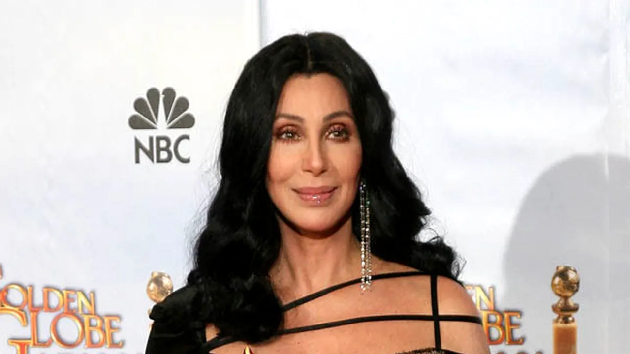 Cher revine cu un nou album şi un nou turneu mondial