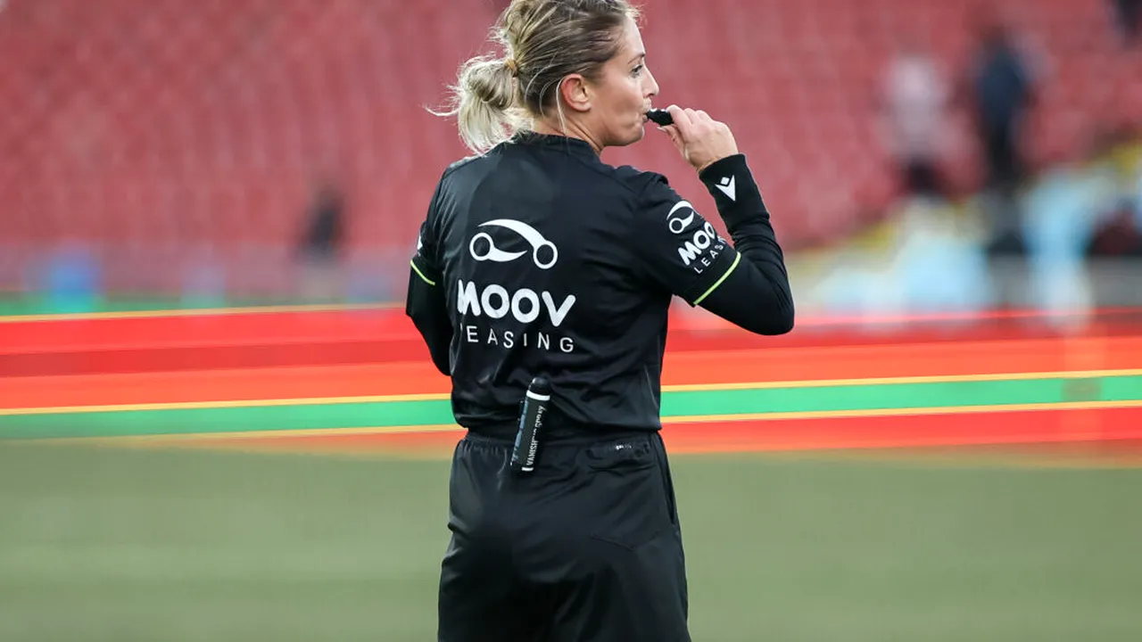 Arbitri români, delegați în sferturile Ligii Campionilor la fotbal feminin. Alina Peșu conduce derbiul londonez Arsenal - Chelsea