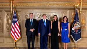 Klaus şi Carmen Iohannis s-au fotografiat cu Donald şi Melania Trump la ONU