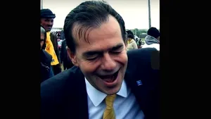 COMENTARIU Lelia Munteanu: Premierul României a ieşit la urat