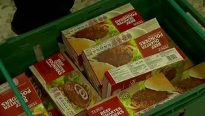 Zeci de persoane implicate într-un caz de comercializare de carne de cal, arestate în Spania de Europol, după o colaborare inclusiv cu autorităţi din România