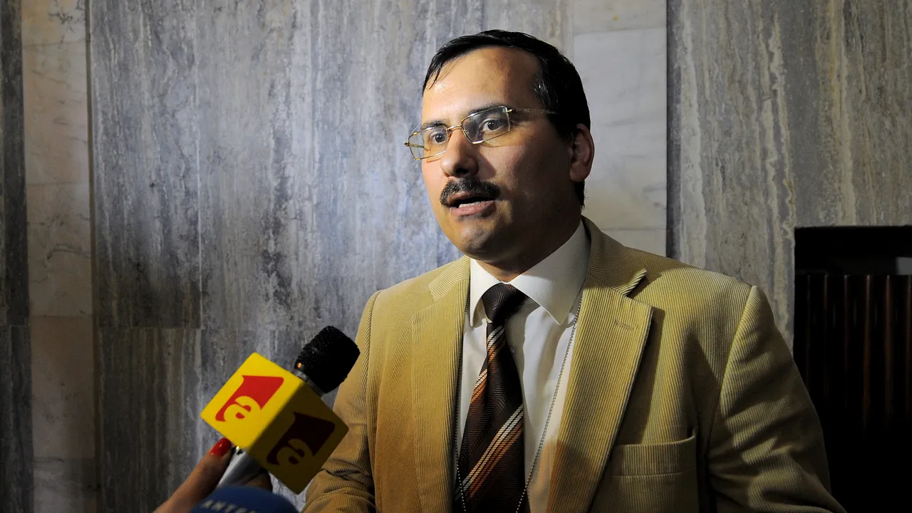 Preşedintele T.A.T.A, Bogdan Drăghici, acuzat că ar fi violat şi agresat sexual un minor, a fost arestat