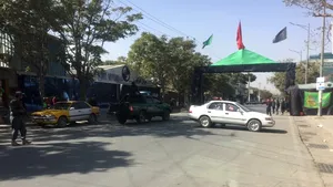 FOTO | Explozie puternică la Kabul. Nu se cunoaşte deocamdată numărul victimelor