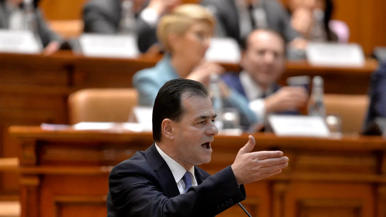 Orban, somat să prezinte în Parlament un raport despre începerea şcolii şi alegeri