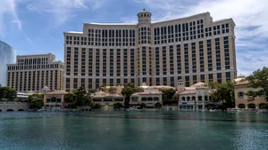 Primarul din Las Vegas vrea să deschidă cazinourile şi să lase numărul infecţiilor să determine care dintre ele trebuie să fie închise
