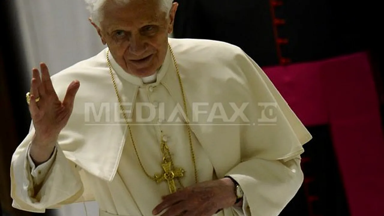 Circa 400 de preoţi pedofili au fost caterisiţi în timpul pontificatului lui Benedict al XVI-lea