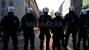 INCIDENTE soldate cu răniţi în timpul manifestaţiilor de 1 Mai la Berlin şi Istanbul. 72 de persoane, arestate la Istanbul - GALERIE FOTO